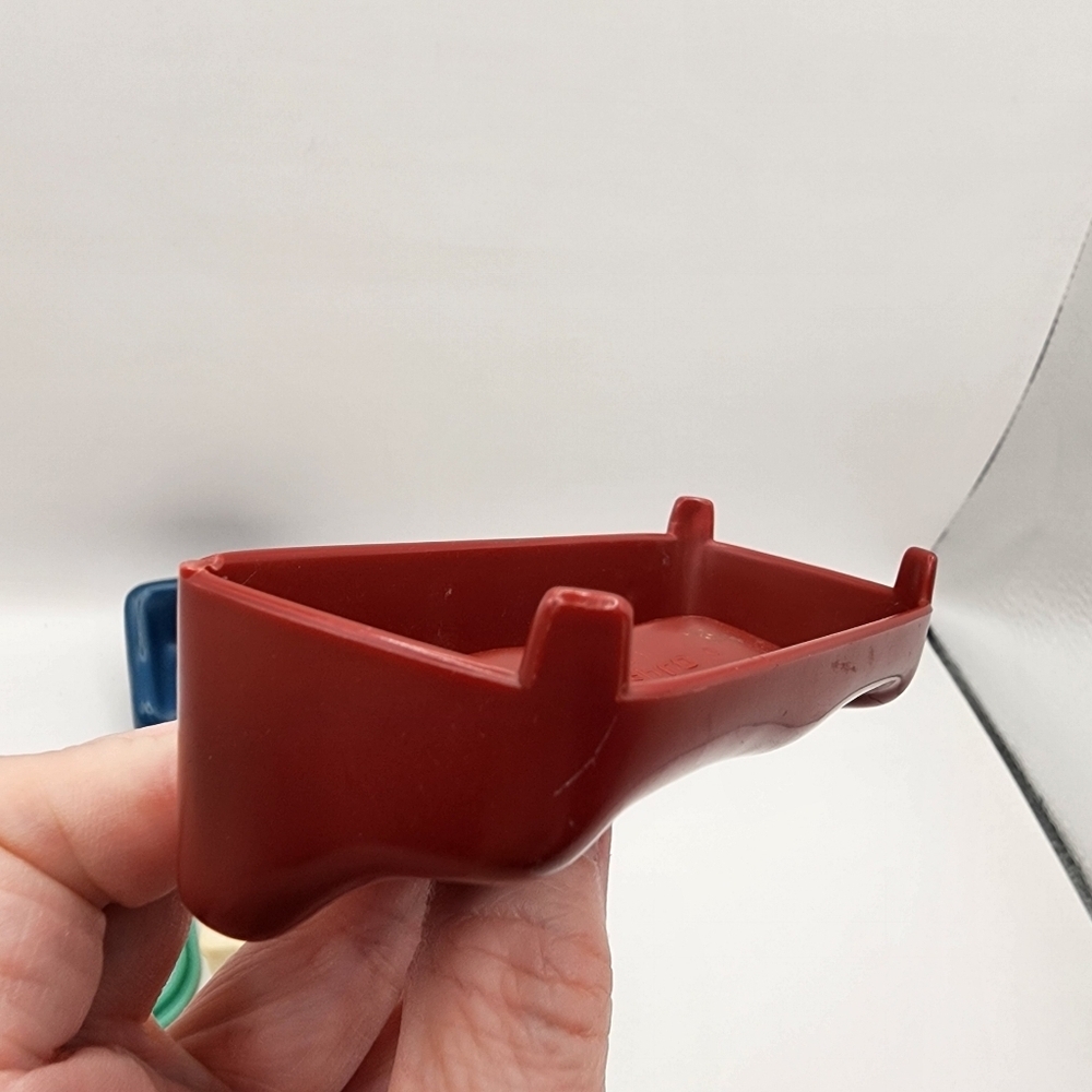 Vintage 70s Fisher Price Little People Furniture Washer Dryer Sink Couch Chair - Picture 2 of 2